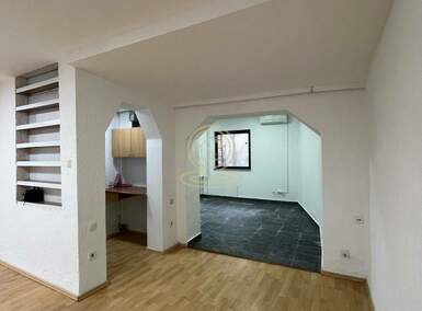 Poslovni prostor / Lokal, Novi Sad | Izdavanje · 75m² · 500€