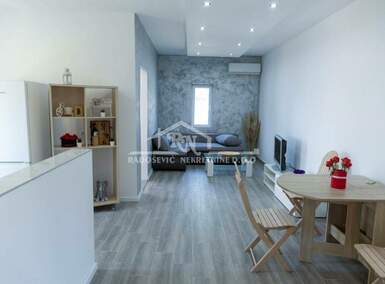 Trosoban stan, Beograd - Miljakovac III | Prodaja · 71m² · 127.800€