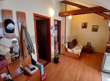 Dvosoban stan, Niš - Crveni pevac | Izdavanje · 52m² · 350€