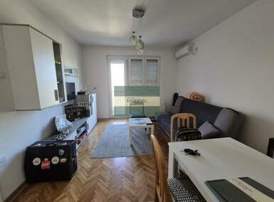 Jednoiposoban stan, Jagodina | Prodaja · 47m² · 52.000€