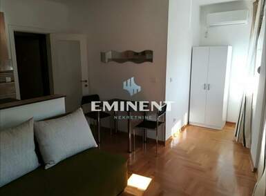 Jednosoban stan, Beograd - Dimitrija Tucovića | Izdavanje · 25m² · 500€