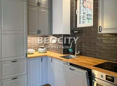 Cetvorosoban stan, Beograd - Vračar (centar) | Izdavanje · 82m² · 1.200€