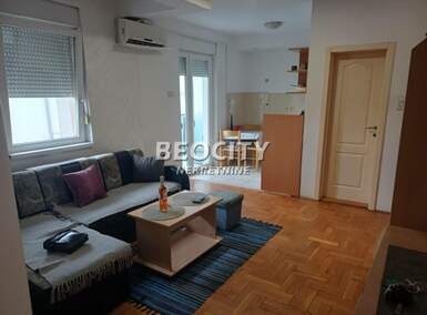 Dvosoban stan, Novi Sad - Centar | Izdavanje · 43m² · 325€