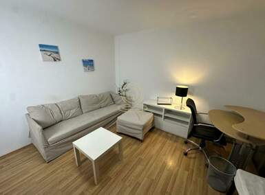 Jednoiposoban stan, Novi Sad | Izdavanje · 50m² · 400€