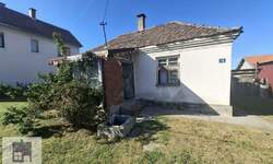 Kuća, Ub - Pambukovica | Prodaja · 40m² · 20.000€