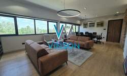 Poslovni prostor / Lokal, Novi Sad - Železnička stanica | Izdavanje · 230m² · 5.500€