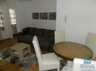 Dvosoban stan, Paraćin | Izdavanje · 46m² · 250€