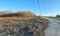 Plac, Beograd - Ripanj | Prodaja · 10500m² · 130.000€