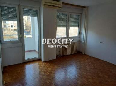 Poslovni prostor / Lokal, Novi Sad - Liman 3 | Izdavanje · 43m² · 250€