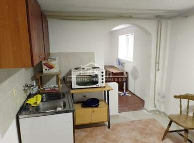 Jednosoban stan, Beograd - Banovo brdo | Izdavanje · 30m² · 290€