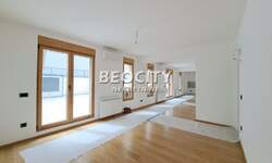 Cetvorosoban stan, Beograd - Vračar (centar) | Prodaja · 216m² · 652.000€