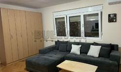 Jednosoban stan, Niš - Bulevar Nemanjića | Izdavanje · 45m² · 300€