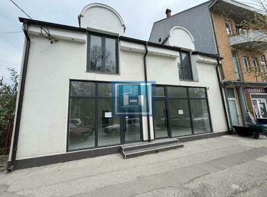 Poslovni prostor / Lokal, Despotovac | Izdavanje · 110m² · 500€