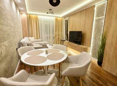 Jednoiposoban stan, Niš - Ledena stena | Izdavanje · 42m² · 400€