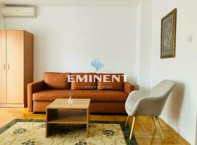 Jednosoban stan, Beograd - Đeram Pijaca | Izdavanje · 30m² · 450€