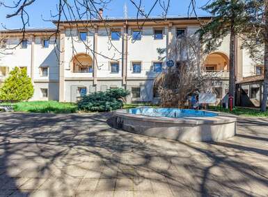 Poslovni prostor / Lokal, Gadzin Han - Donji Dušnik | Prodaja · 1300m² · 1.650.000€