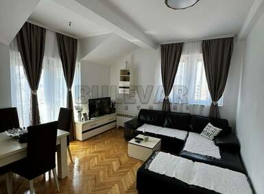 Dvoiposoban stan, Niš - Crveni pevac | Izdavanje · 65m² · 400€