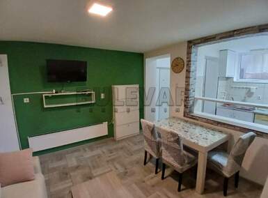 Jednoiposoban stan, Niš - Obilićev venac | Izdavanje · 40m² · 250€