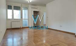 Poslovni prostor / Lokal, Novi Sad - Centar | Izdavanje · 47m² · 500€