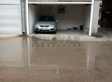 Garaza, Niš - Crveni pevac | Izdavanje · 12m² · 70€