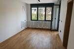 Poslovni prostor / Lokal, Niš - Crveni pevac | Izdavanje · 66m² · 450€