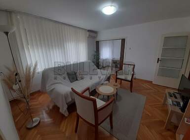 Dvoiposoban stan, Niš - Centar | Izdavanje · 54m² · 400€