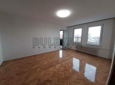 Cetvorosoban stan, Niš - Centar | Izdavanje · 91m² · 400€
