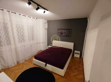 Troiposoban stan, Beograd - Skadarlija | Izdavanje · 88m² · 1.000€