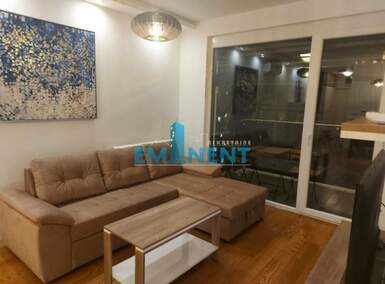 Trosoban stan, Beograd - Južni Bulevar | Izdavanje · 56m² · 800€