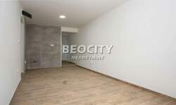 Jednosoban stan, Beograd - Zemun (centar) | Izdavanje · 28m² · 300€