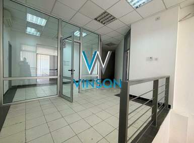 Poslovni prostor / Lokal, Novi Sad - Bulevar Oslobođenja | Izdavanje · 395m² · 4.500€