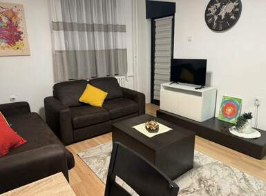Jednoiposoban stan, Niš - Kičevo | Izdavanje · 33m² · 350€