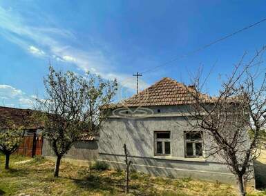 Kuća, Novi Sad | Prodaja · 128m² · 105.000€