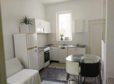 Dvoiposoban stan, Beograd - Skadarlija | Izdavanje · 61m² · 900€