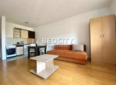 Jednosoban stan, Novi Sad - Centar | Izdavanje · 34m² · 270€