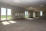 Poslovni prostor / Lokal, Beograd - Ugrinovci | Izdavanje · 180m² · 2.000€