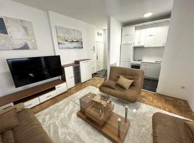 Dvosoban stan, Novi Sad | Izdavanje · 46m² · 450€