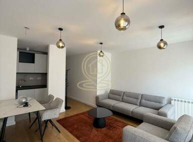 Cetvorosoban stan, Beograd - Južni bulevar | Izdavanje · 81m² · 1.300€