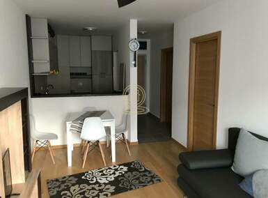 Dvosoban stan, Beograd - Cara Dušana | Izdavanje · 40m² · 600€