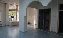 Poslovni prostor / Lokal, Kragujevac | Izdavanje · 93m² · 500€
