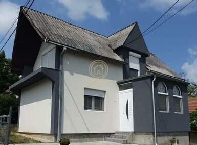 Kuća, Kragujevac | Prodaja · 230m² · 130.000€