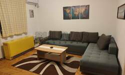 Jednoiposoban stan, Niš - Medicinski fakultet | Izdavanje · 45m² · 350€