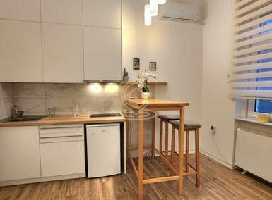 Jednoiposoban stan, Beograd - Dorćol | Izdavanje · 37m² · 700€