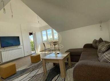 Trosoban stan, Kragujevac | Izdavanje · 70m² · 450€