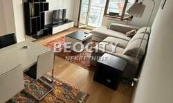 Trosoban stan, Beograd - Vračar (centar) | Izdavanje · 73m² · 1.000€