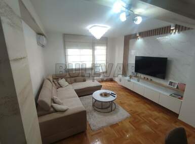 Dvoiposoban stan, Niš - Gradska bolnica | Izdavanje · 70m² · 450€