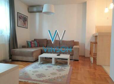 Jednoiposoban stan, Novi Sad - Centar | Izdavanje · 44m² · 500€