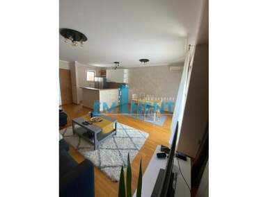 Trosoban stan, Beograd - Lipov Lad | Izdavanje · 82m² · 750€