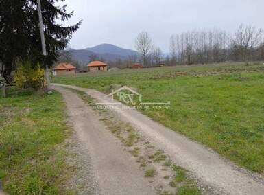 Plac, Ljubovija - centar | Prodaja · 82.500€