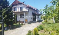 Kuća, Beograd - Surčin (mesto) | Prodaja · 240m² · 400.000€